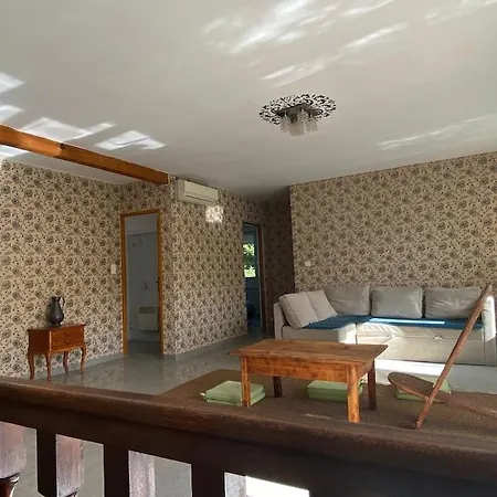 Villa Avec Piscine Dans Les Cevennes *